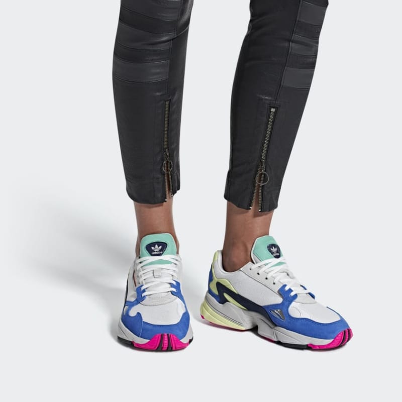 GIÀY ADIDAS FALCON SHOES BB9174